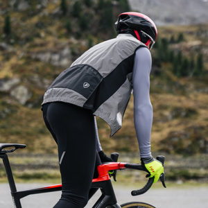 Fdx Men's Road Cycling Sleeveless Gilet Vest Black & Grey for Winter Clothing 360° Reflective, Lightweight, Windproof, Waterproof & Pockets