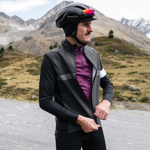 Fdx Men's Ultra Light Weight Black Cycling Gilet Sleeveless Vest for Winter Clothing 360° Reflective, Lightweight, Windproof, Waterproof & Pockets