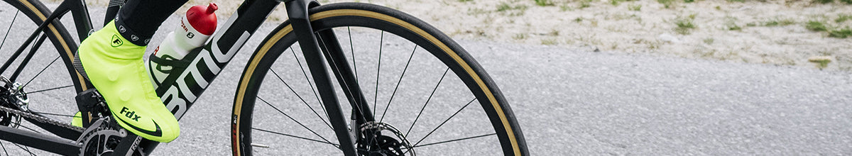 Fdx Unisex Yellow Cycling Over shoe Breathable Lightweight Rainproof Hi Viz Reflective Details Men Women Cycling Gear UK